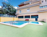 Sale - Bungalow - Elche - Campo de futbol