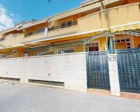 Sale - Bungalow - Elche - Campo de futbol