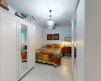 Sale - Flat - Elche - Raval - Puertas Coloradas