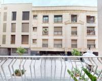 Sale - Flat - Elche - Raval - Puertas Coloradas