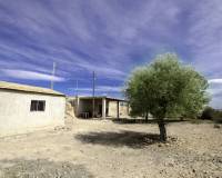 Sale - House - Crevillent - CAMPILLOS