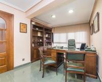 Sale - Mezzanine - Elche - Centro