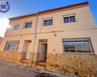 Sale - Terraced house - Requena - Campo arcis