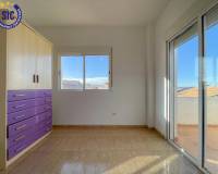 Sale - Terraced house - Requena - Campo arcis